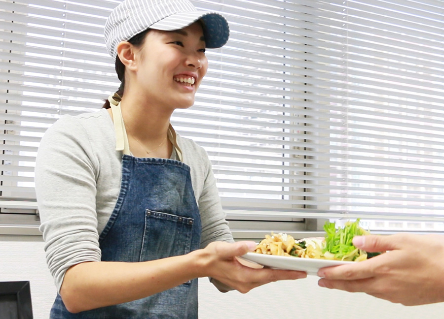 社内食堂