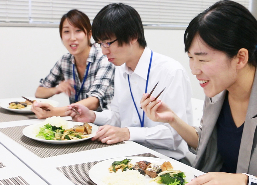 社内食堂